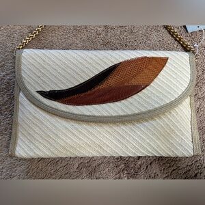 Princess vintage cream clutch